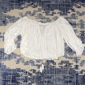 White off the shoulder flowey top